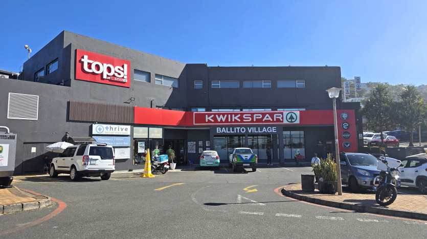 Retail Investment Property – “Ballito Village” Property Images