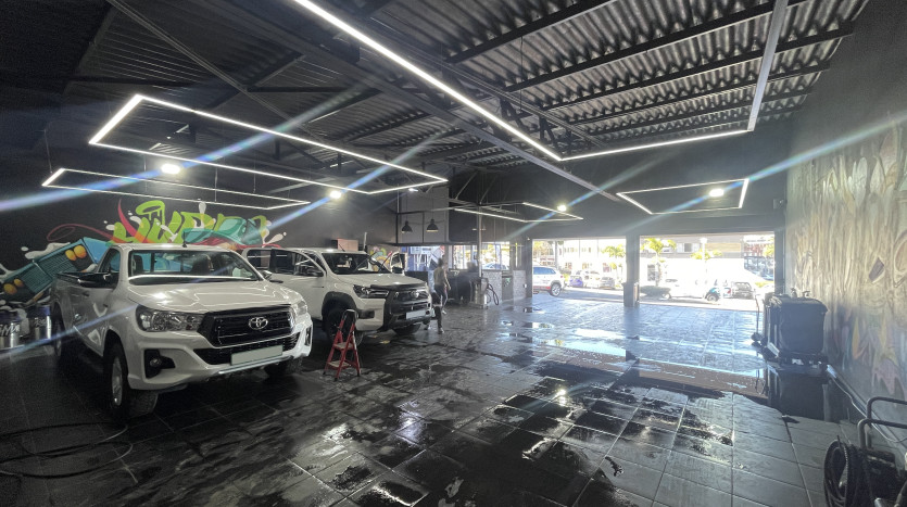 Retail Building Ballito CBD Property Images