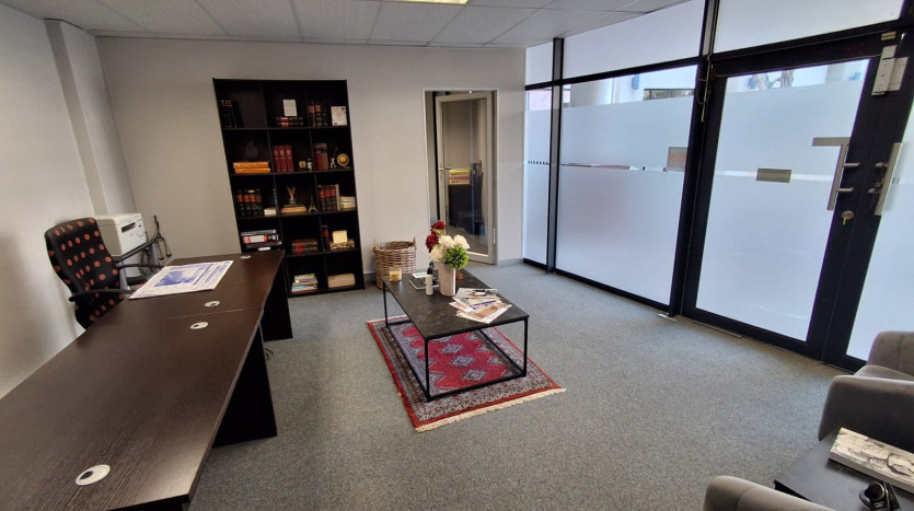 Versatile Building in Morningside, Durban Property Images