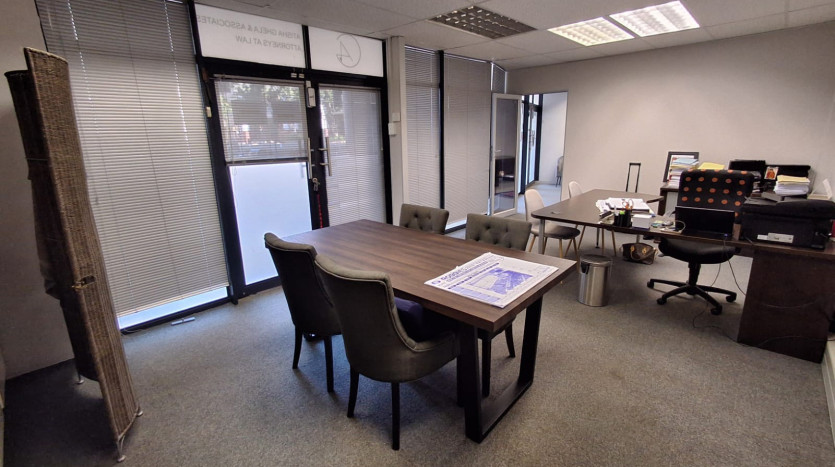 Versatile Building in Morningside, Durban Property Images