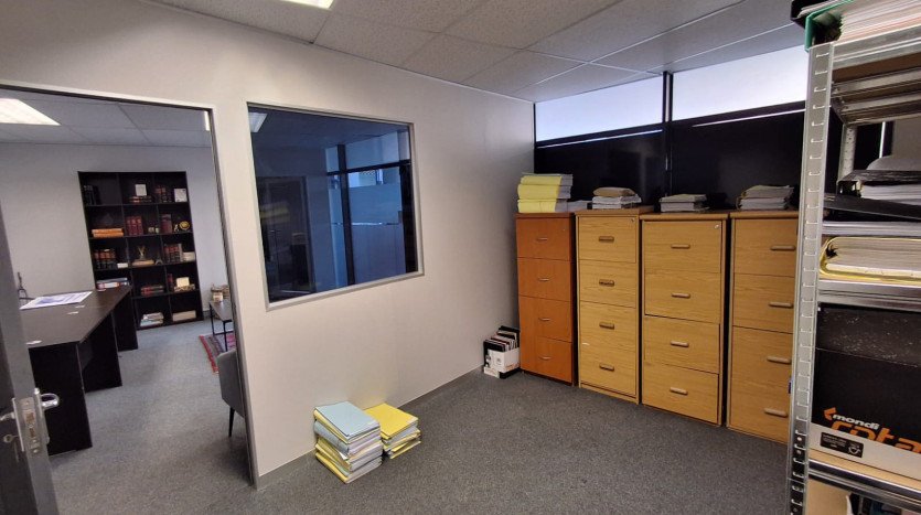 Versatile Building in Morningside, Durban Property Images