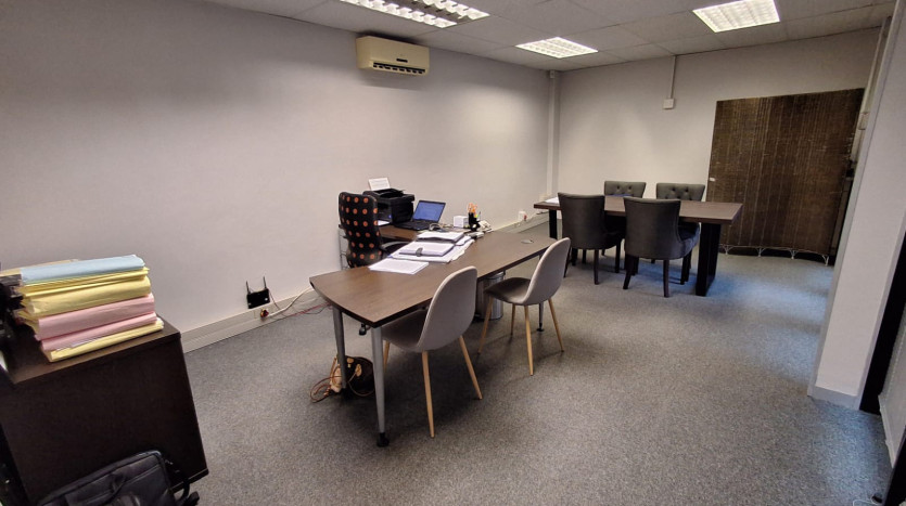 Versatile Building in Morningside, Durban Property Images