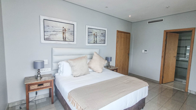 Luxury Indian Ocean Apartment Umhlanga Property Images