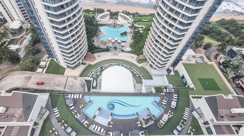 Luxury Indian Ocean Apartment Umhlanga Property Images