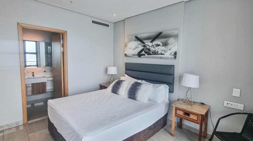 Luxury Indian Ocean Apartment Umhlanga Property Images