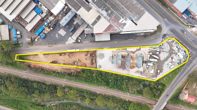 ± 1 Ha Industrial Land Within Mobeni Industrial Property Images