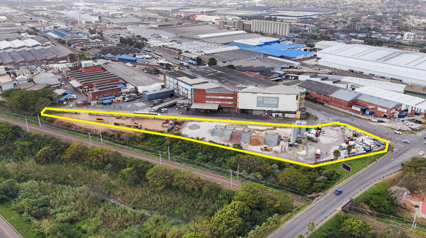 ± 1 Ha Industrial Land Within Mobeni Industrial Property Images