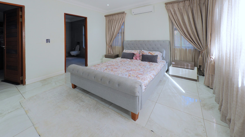 Modern Family Home in Private Estate Property Images