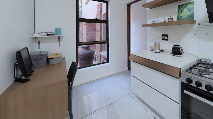 Modern Family Home in Private Estate Property Images