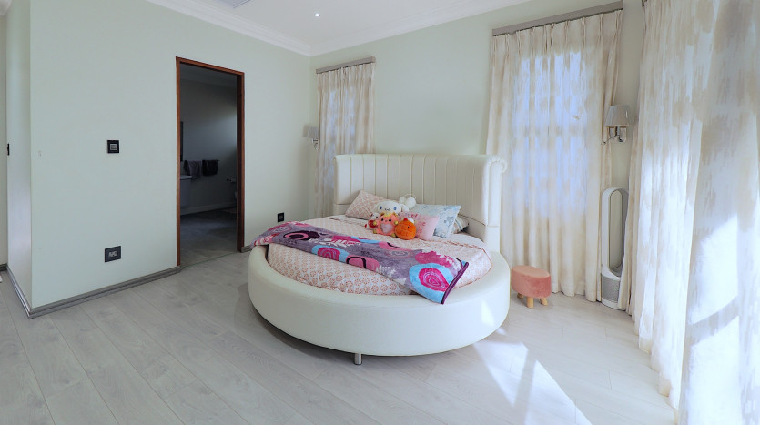 Modern Family Home in Private Estate Property Images