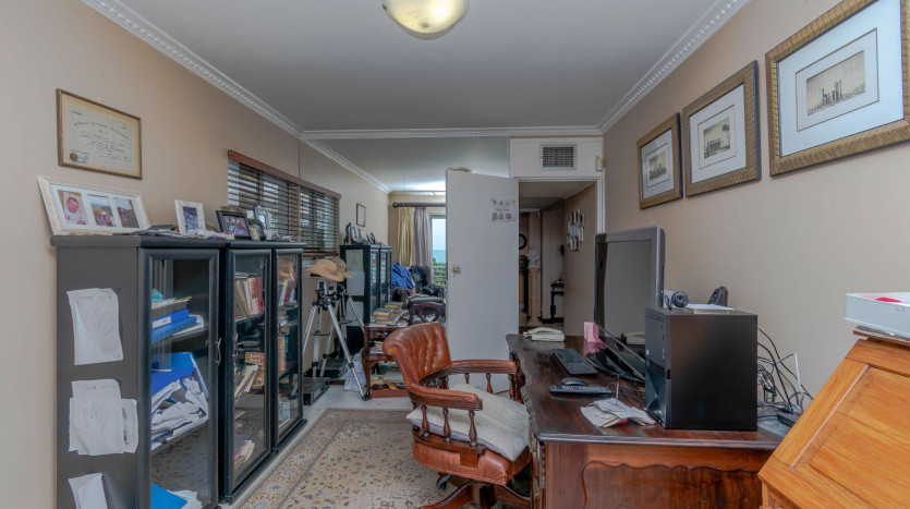 DECEASED ESTATE: Stylish Coastal Living in Sought-After Umhlanga Rocks Property Images