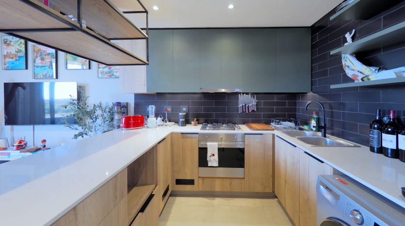Modern Apartment La Lucia Property Images