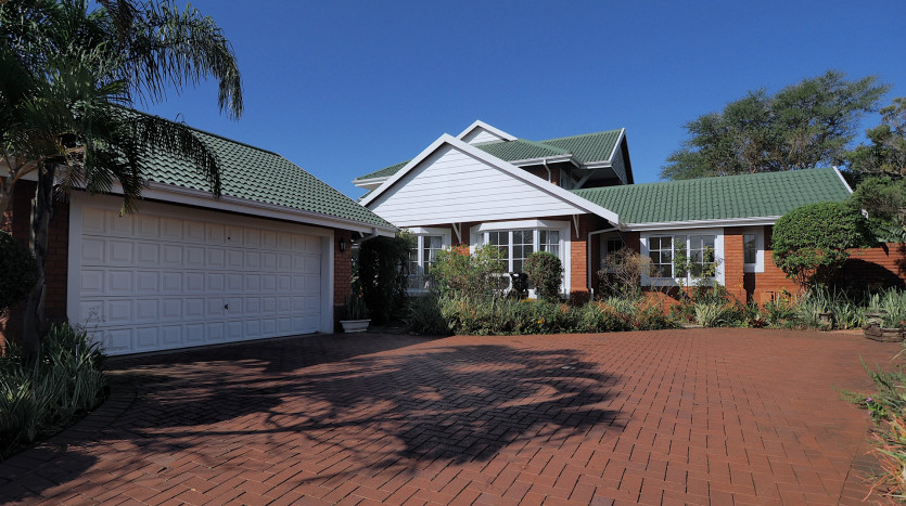 Exclusive Home Mount Edgecombe Estate Property Images