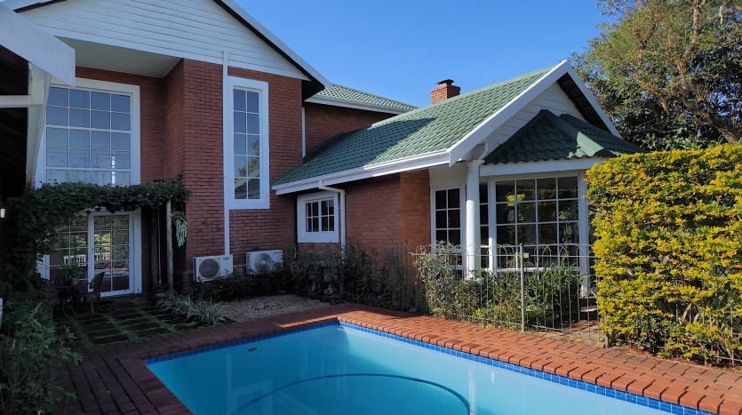 Exclusive Home Mount Edgecombe Estate Property Images