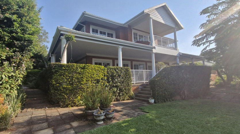 Exclusive Home Mount Edgecombe Estate Property Lead Image