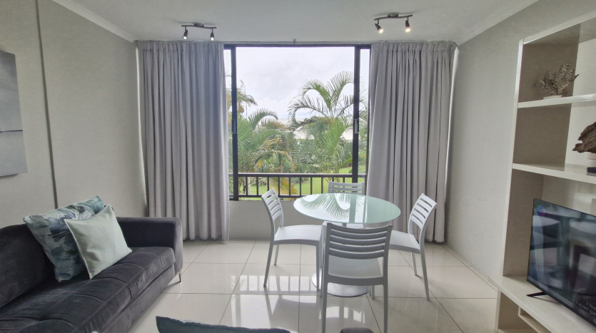Resort-Style Living on Umhlanga Beachfront Property Images