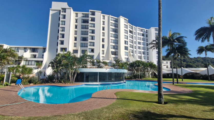 Resort-Style Living on Umhlanga Beachfront Property Lead Image