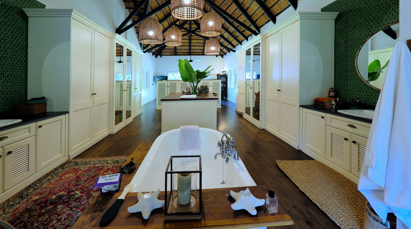 Executive Seaside Home Westbrook Property Images
