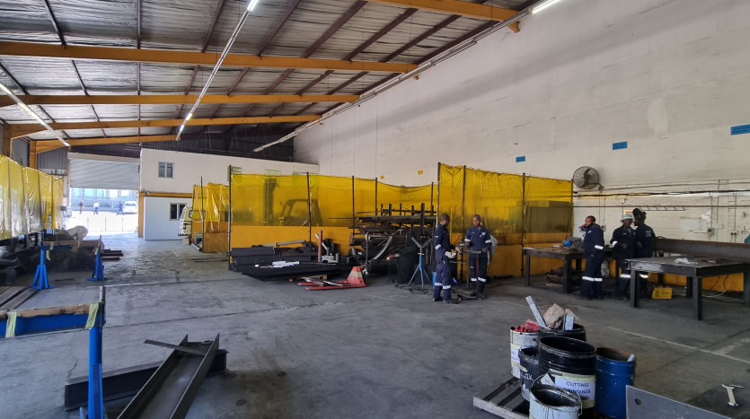 Industrial Investment Package – 3 Adjacent Industrial Properties Property Images