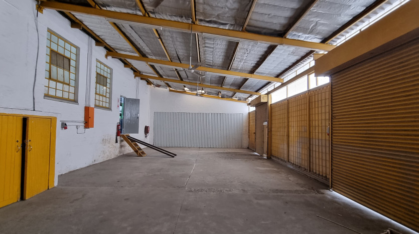 Industrial Investment Package – 3 Adjacent Industrial Properties Property Images