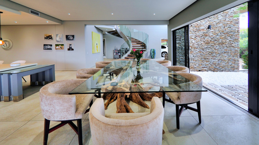 Exclusive Izinga Estate Residence Property Images