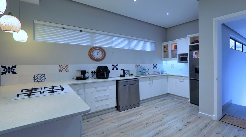 Exclusive Izinga Estate Residence Property Images