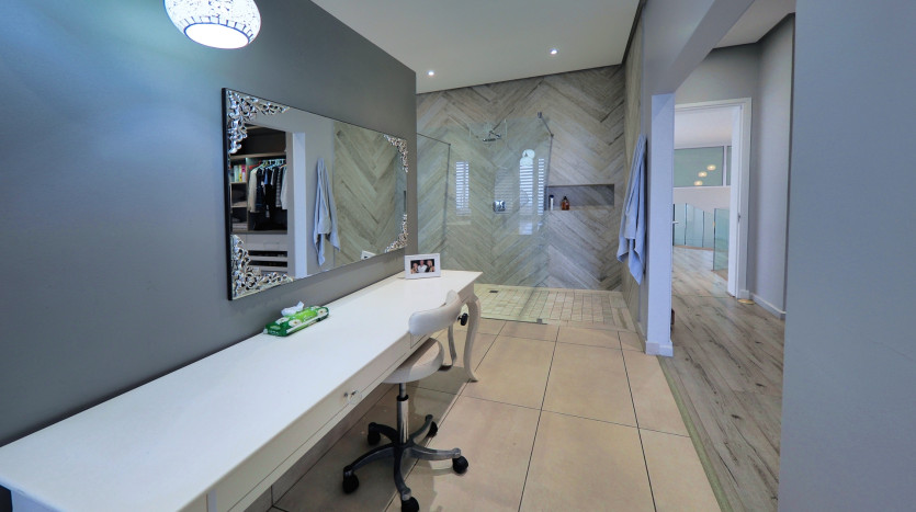 Exclusive Izinga Estate Residence Property Images