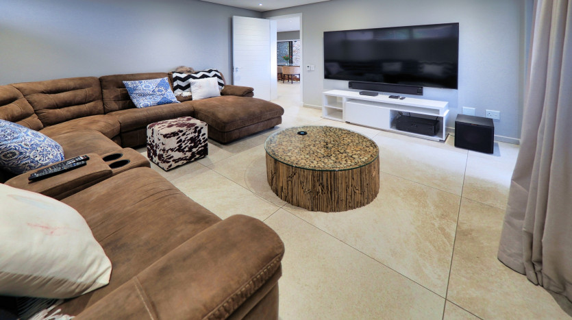 Exclusive Izinga Estate Residence Property Images