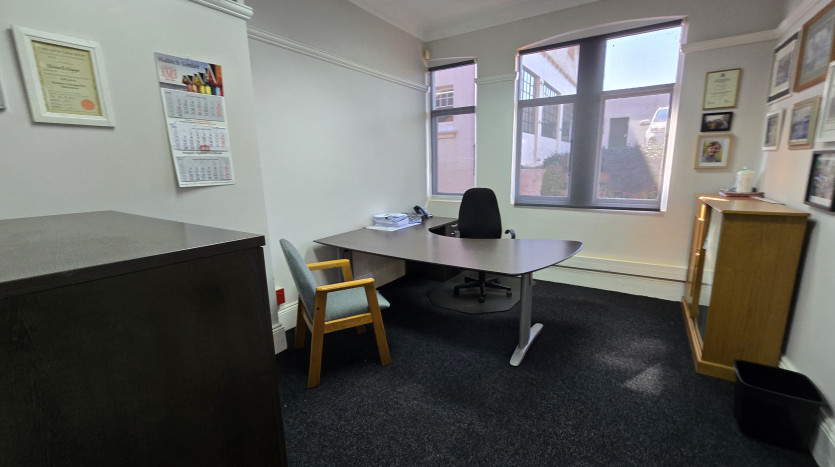 Office Unit in Renowned Morningside Property Property Images