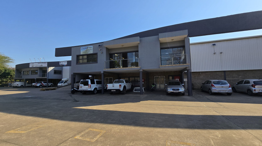 Modern Industrial Space in Secure Park Property Images
