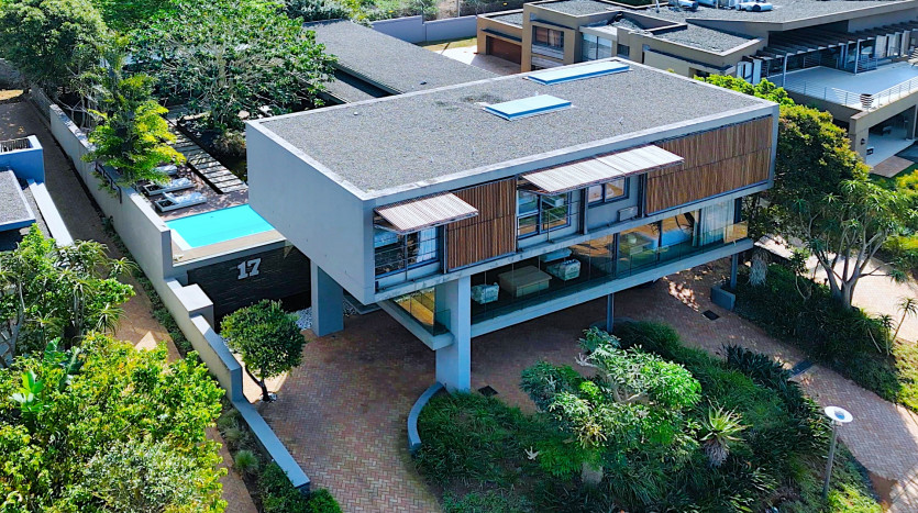 Prestigious Hawaan Forest Home with Indian Ocean Views Property Images