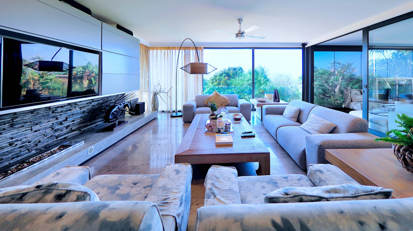 Prestigious Hawaan Forest Home with Indian Ocean Views Property Images
