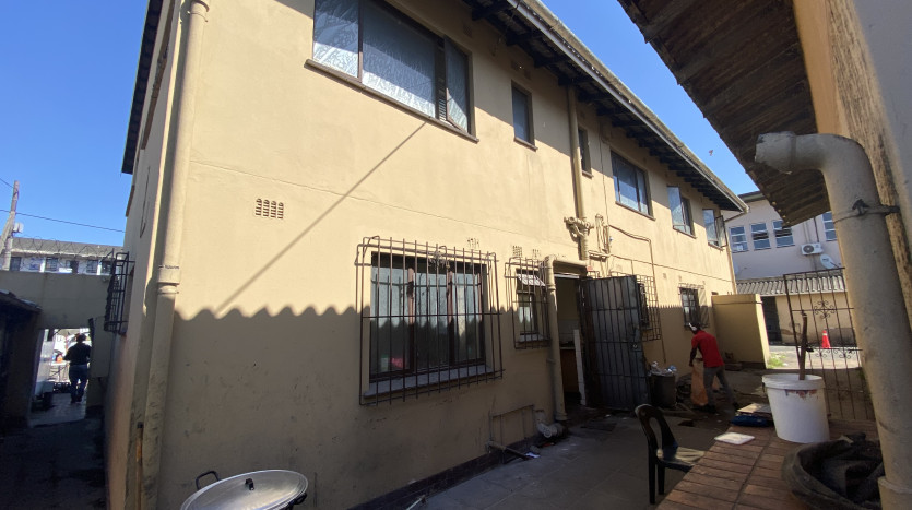 Commercial Building in Pinetown Property Images