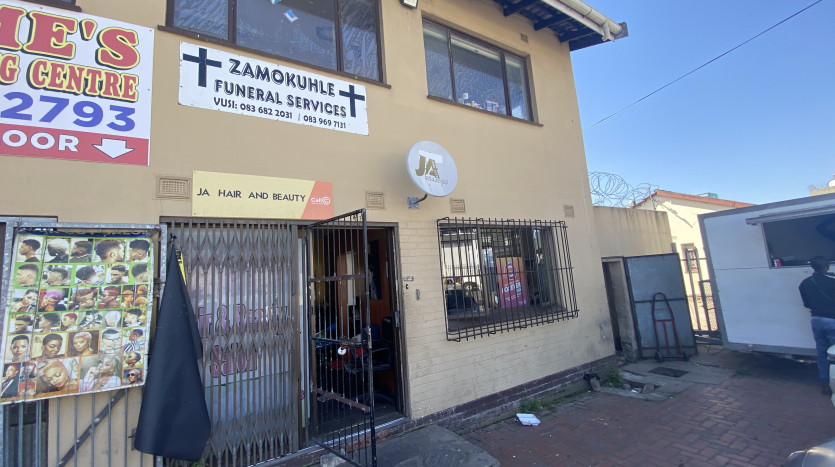 Commercial Building in Pinetown Property Images