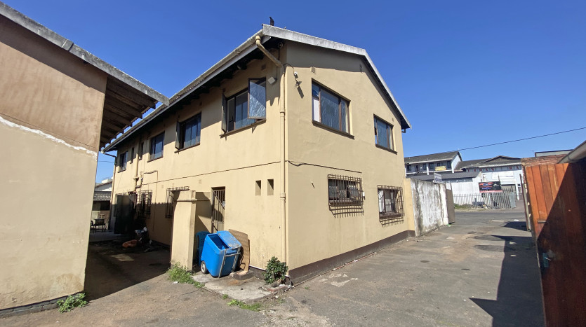 Commercial Building in Pinetown Property Images