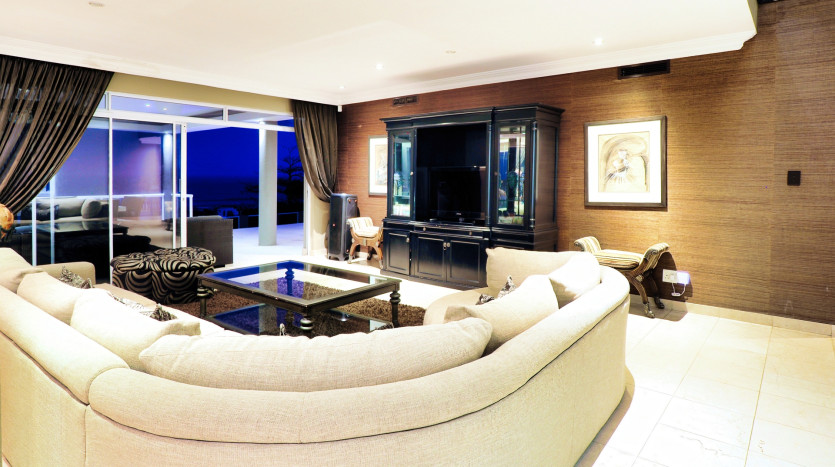 Stylish Indian Ocean View Mansion in Umhlanga Rocks Property Images