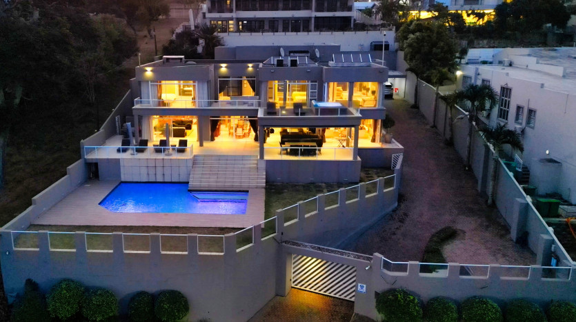 Stylish Indian Ocean View Mansion in Umhlanga Rocks Property Images