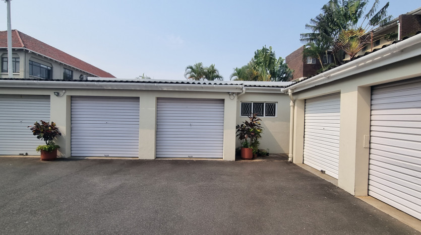 Residential Block Within Musgrave Centre Precinct Property Images