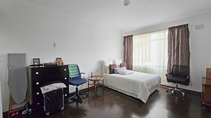 PORTFOLIO DISPOSAL: Block of 72 Flats in Durban CBD Property Images