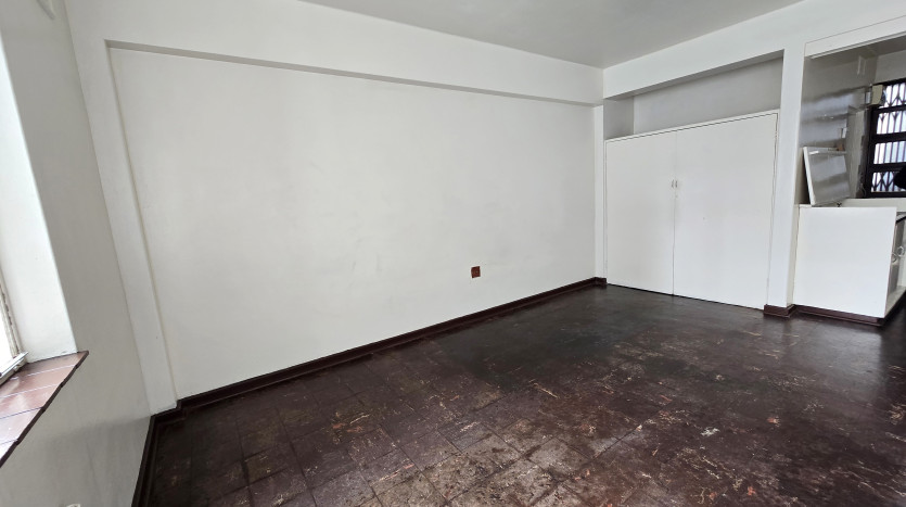 PORTFOLIO DISPOSAL: Block of 72 Flats in Durban CBD Property Images