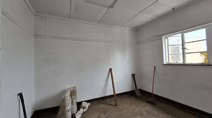 PORTFOLIO DISPOSAL: 79 Flats & Ground Floor Commercial In The Heart Of Durban CBD Property Images