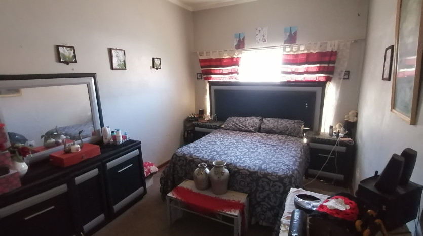 Income-Producing Residential Property in Freemanville Property Images