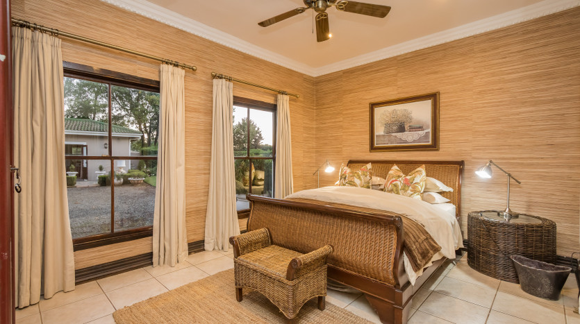 Picturesque Country Estate Property Images