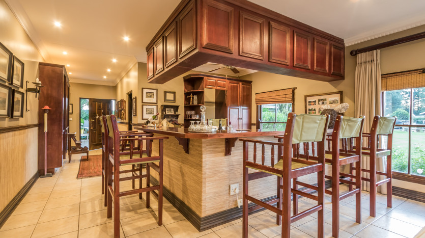 Picturesque Country Estate Property Images