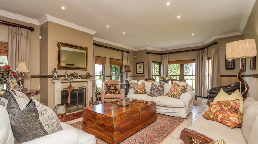 Picturesque Country Estate Property Images