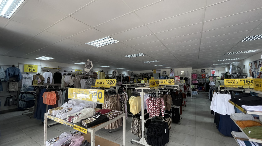 Retail Centre In Eshowe – Ishongwe Centre Property Images