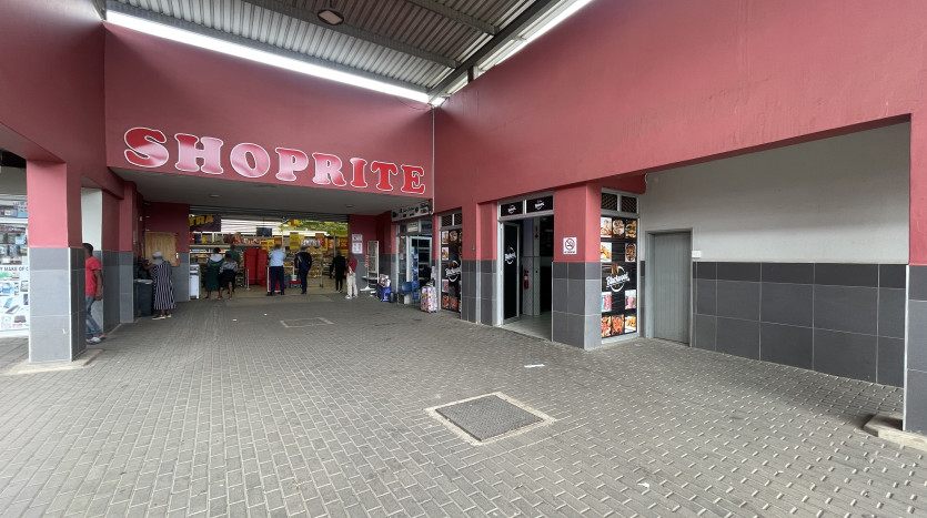 Retail Centre In Eshowe – Ishongwe Centre Property Images