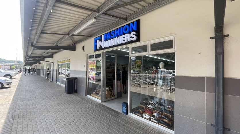 Retail Centre In Eshowe – Ishongwe Centre Property Images