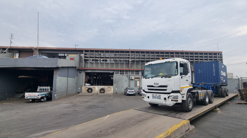 Versatile Industrial Property In Sought-After Jacobs Property Images