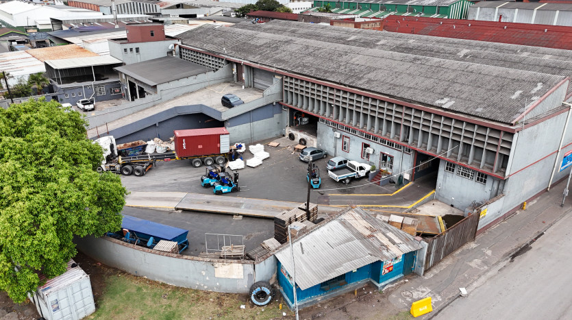 Versatile Industrial Property In Sought-After Jacobs Property Images